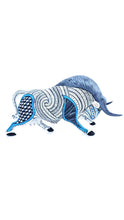 Cargar imagen en el visor de la galería, Toro Mediano Blanco/Azul JF