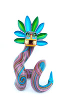 Cargar imagen en el visor de la galería, Qurtzalcoatl madera alebrije Oaxaca Artesanía Mexicana