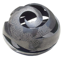 Cargar imagen en el visor de la galería, Barro Negro Artesanía