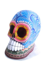 Cargar imagen en el visor de la galería, Cráneo Azul Grecas