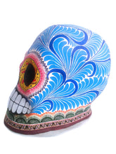 Cargar imagen en el visor de la galería, Cráneo Azul Grecas