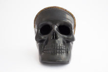 Cargar imagen en el visor de la galería, Cráneo "Tierra"