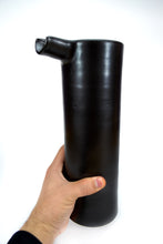Cargar imagen en el visor de la galería, Jarra Alta Negro