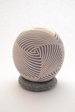 Cargar imagen en el visor de la galería, cerámica mata ortiz artesanía mexicana