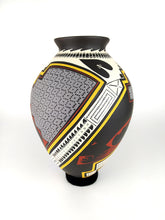 Cargar imagen en el visor de la galería, Artesanía Mexicana Vasija Cerámica Mata Ortiz Chihuahua