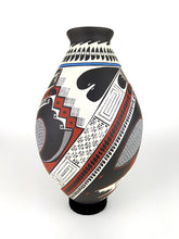 Cargar imagen en el visor de la galería, Artesanía Mexicana Vasija Cerámica Mata Ortiz Chihuahua