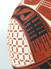 Cargar imagen en el visor de la galería, Vasija Rojo Jaspeado Taalai