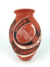 Cargar imagen en el visor de la galería, Cerámica Mata Ortiz Artesanía Barro Mexicana