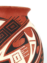 Cargar imagen en el visor de la galería, Vasija Rojo Jaspeado Díj
