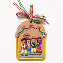 Cargar imagen en el visor de la galería, Posada - Colgante de barro