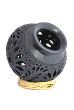 Cargar imagen en el visor de la galería, Olla calada flores mate med