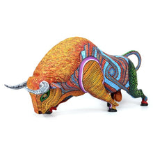 Cargar imagen en el visor de la galería, Toro de Lidia Elegante JF