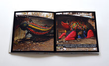 Cargar imagen en el visor de la galería, Libro Muros Somos Nuevos Muralistas Mexicanos