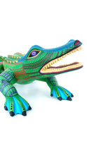 Cargar imagen en el visor de la galería, Caiman Verde SN
