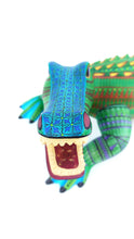 Cargar imagen en el visor de la galería, Caiman Verde SN
