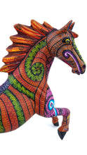 Cargar imagen en el visor de la galería, Caballo Mediano Rojo/Azul JF
