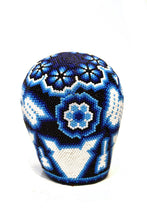 Cargar imagen en el visor de la galería, Cráneo Huichol Med &quot;Peyote Azul&quot;
