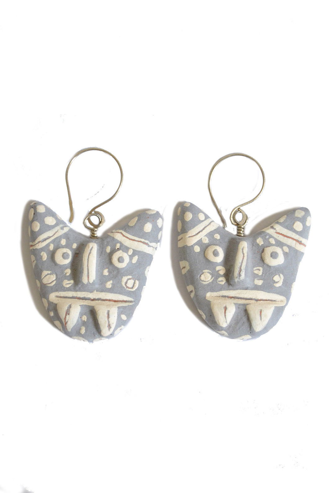 Aretes Diablito Gris