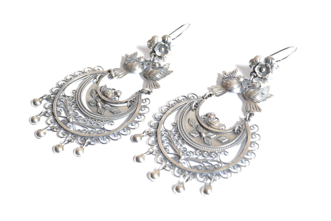 Aretes Mazahua con Filigrana y Repujado Gde