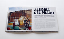 Cargar imagen en el visor de la galería, Libro Muros Somos Nuevos Muralistas Mexicanos
